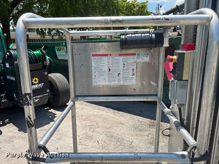 image for item EC3764 2016 Genie AWP-25S vertical lift