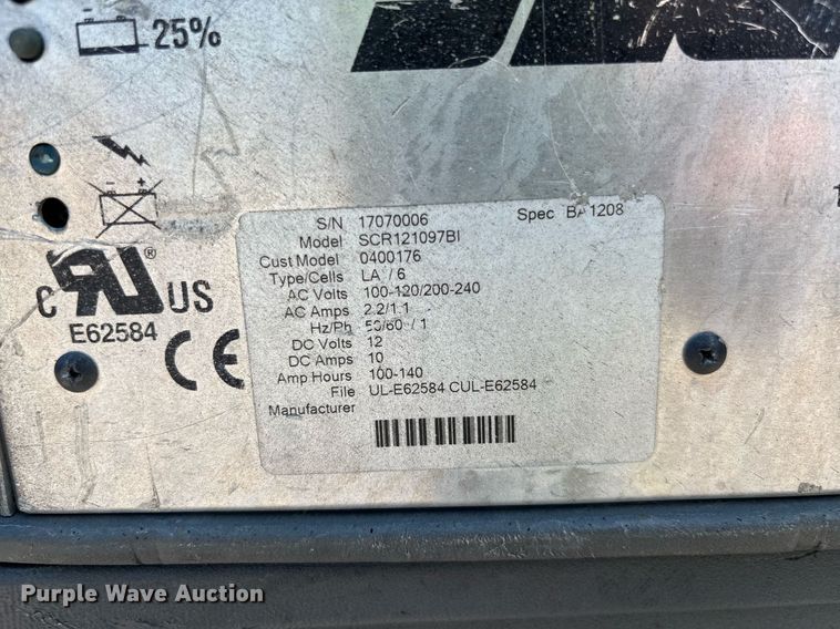 image for item EC3765 2016 Genie AWP-25S vertical lift