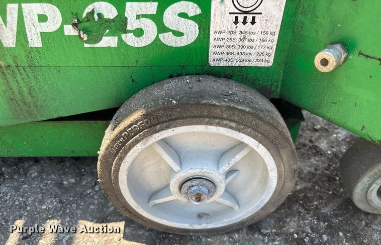 image for item EC3765 2016 Genie AWP-25S vertical lift