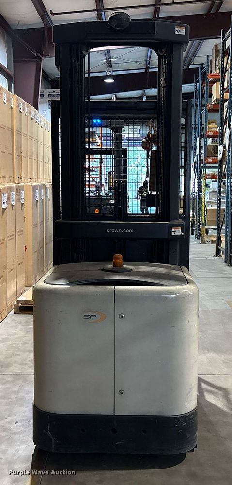 image for item EC3766 2016 Crown SP3520-30 order picker