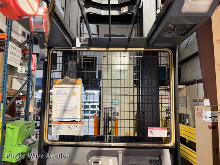 image for item EC3766 2016 Crown SP3520-30 order picker