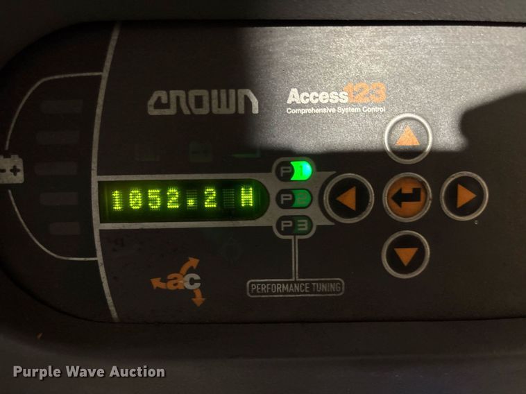 image for item EC3766 2016 Crown SP3520-30 order picker