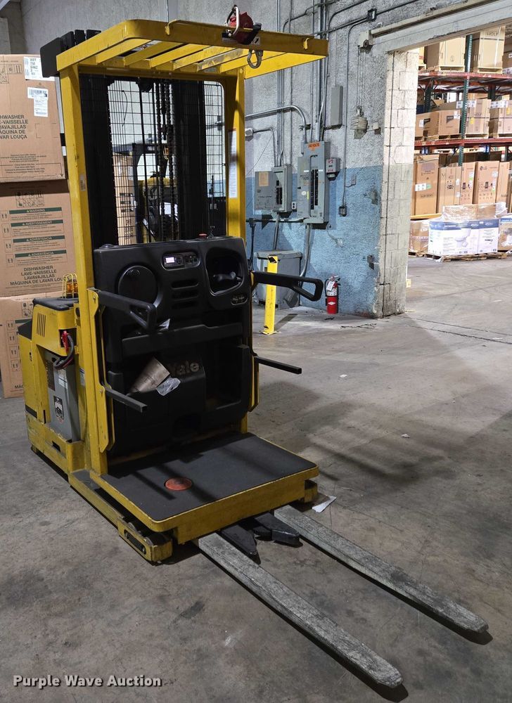 image for item EC4278 2016 Yale OS030EF order picker