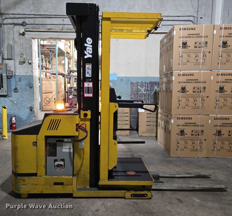 image for item EC4278 2016 Yale OS030EF order picker