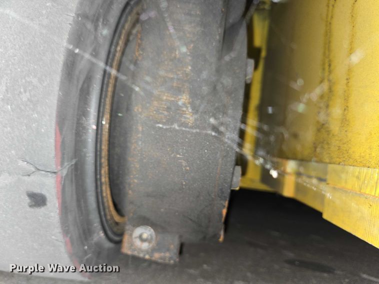 image for item EC4278 2016 Yale OS030EF order picker