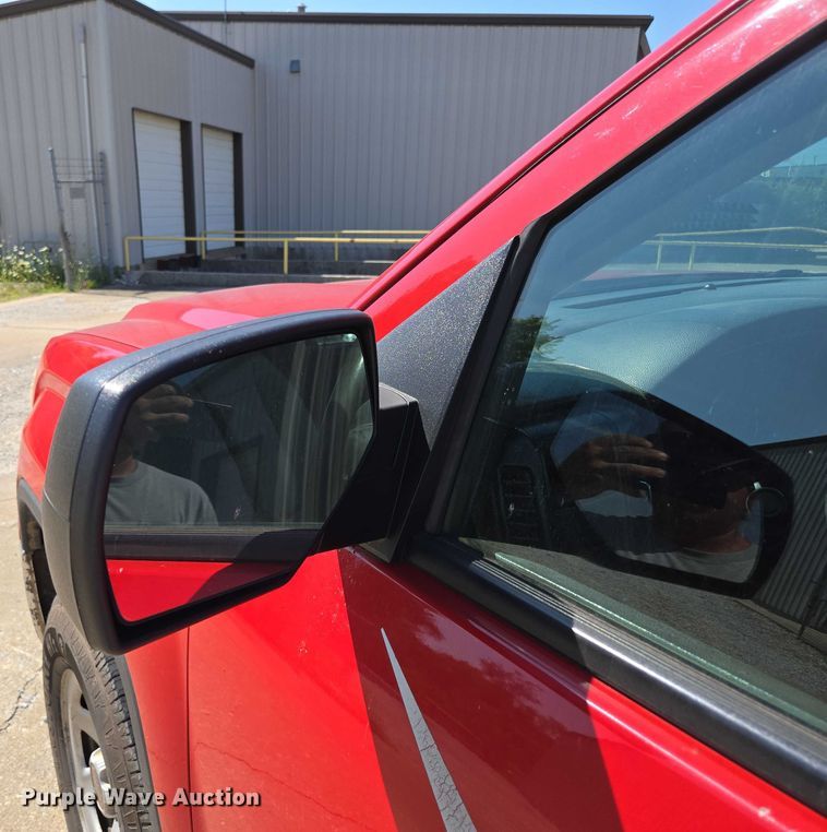 image for item ED2165 2014 GMC Sierra 1500 pickup truck