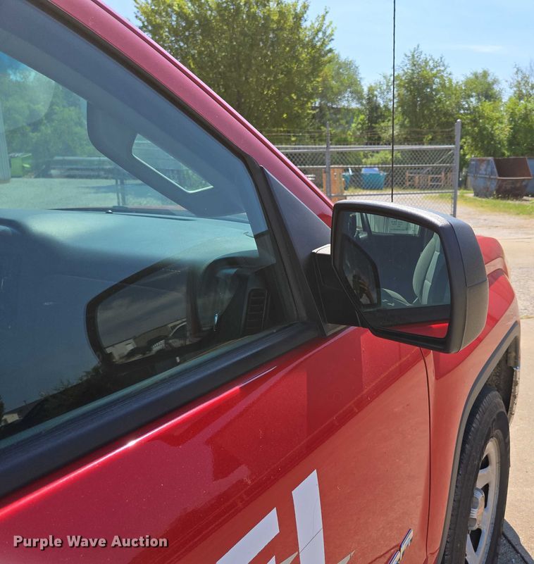 image for item ED2165 2014 GMC Sierra 1500 pickup truck