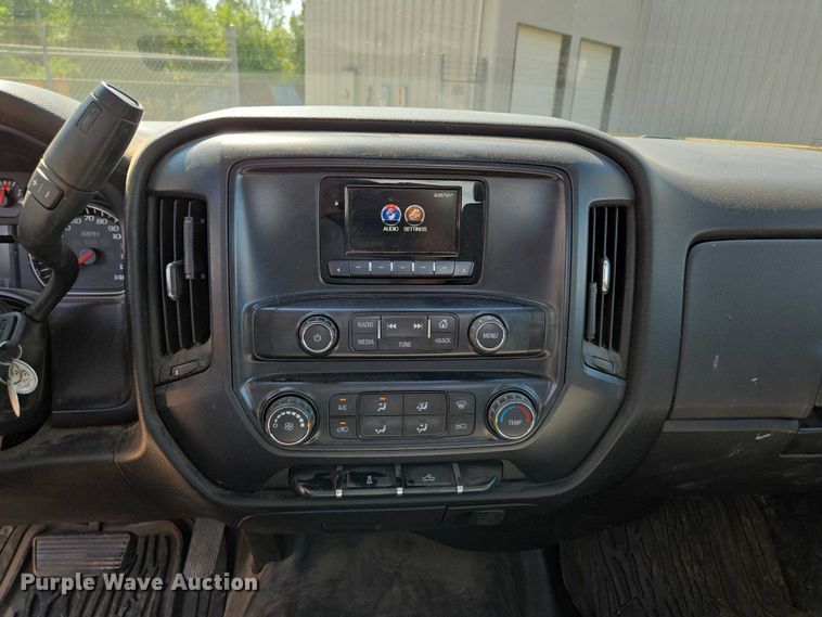 image for item ED2165 2014 GMC Sierra 1500 pickup truck