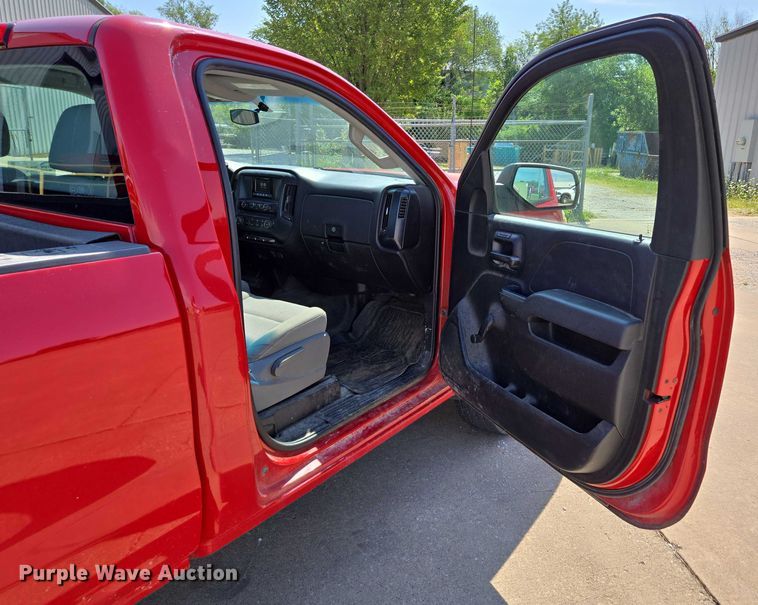 image for item ED2165 2014 GMC Sierra 1500 pickup truck