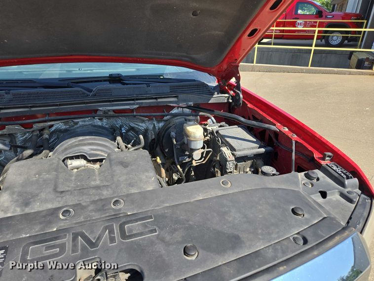 image for item ED2165 2014 GMC Sierra 1500 pickup truck