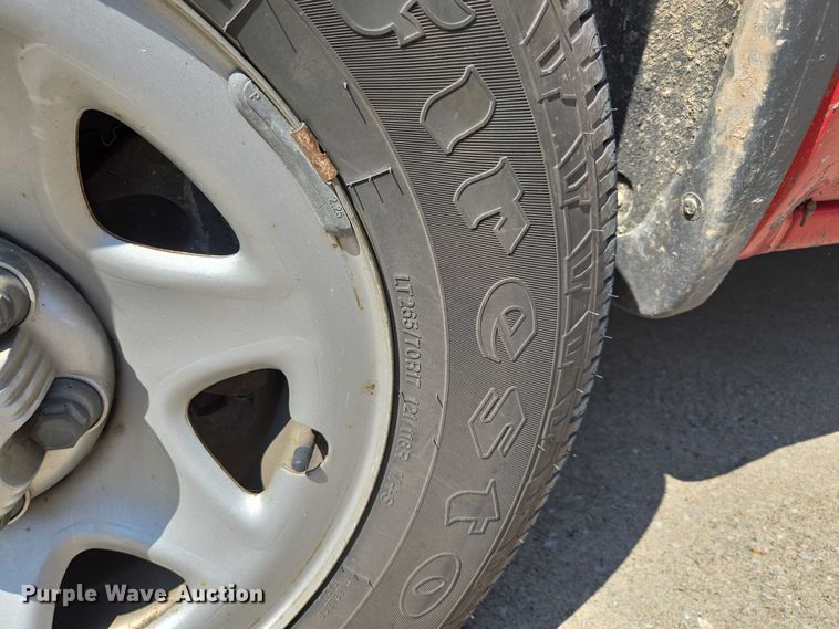 image for item ED2165 2014 GMC Sierra 1500 pickup truck