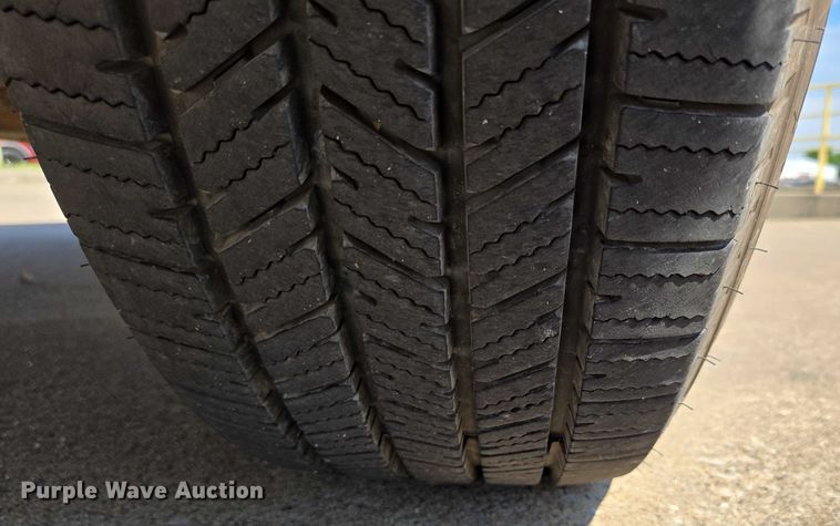 image for item ED2165 2014 GMC Sierra 1500 pickup truck