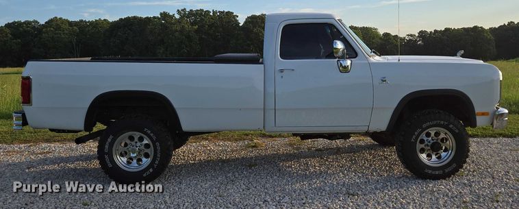 image for item ED2167 1991 Dodge Ram 250 pickup truck