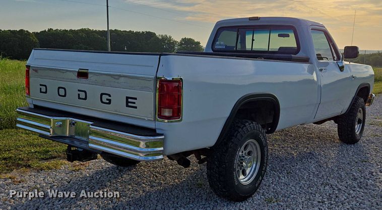 image for item ED2167 1991 Dodge Ram 250 pickup truck
