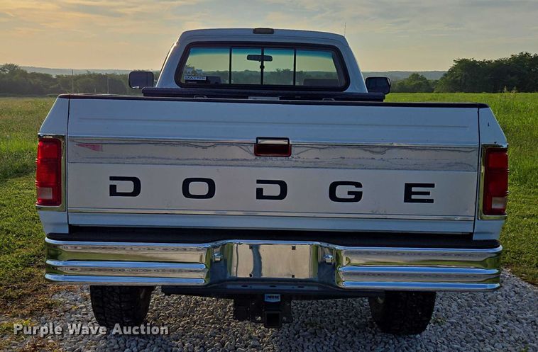 image for item ED2167 1991 Dodge Ram 250 pickup truck