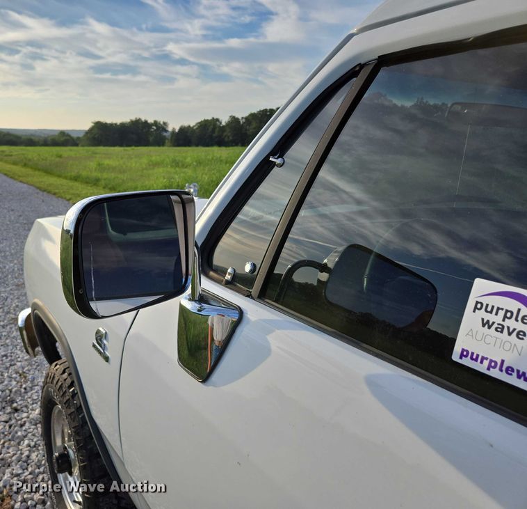 image for item ED2167 1991 Dodge Ram 250 pickup truck