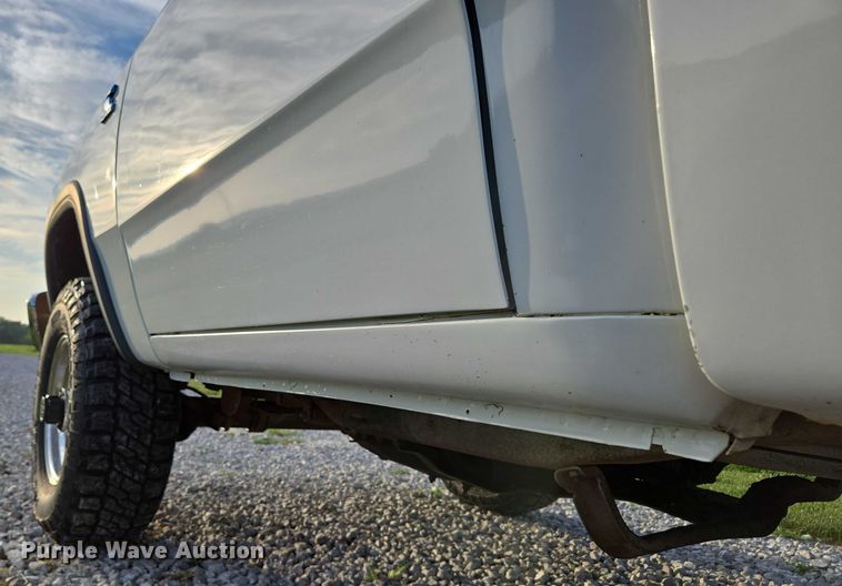 image for item ED2167 1991 Dodge Ram 250 pickup truck