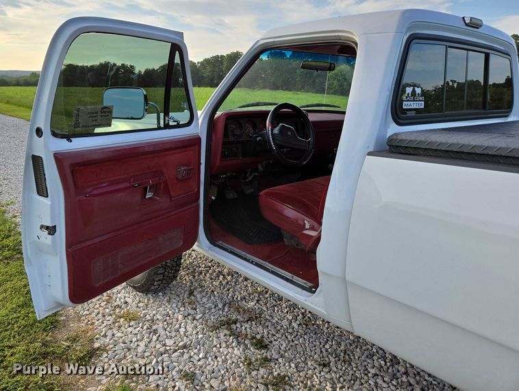 image for item ED2167 1991 Dodge Ram 250 pickup truck