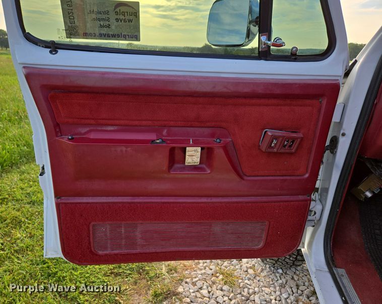 image for item ED2167 1991 Dodge Ram 250 pickup truck