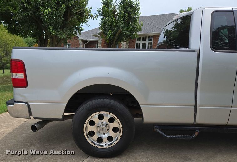 image for item ED2168 2008 Ford F150 pickup truck