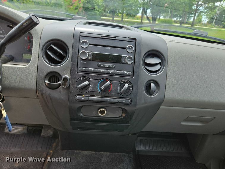 image for item ED2168 2008 Ford F150 pickup truck