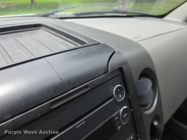 image for item ED2168 2008 Ford F150 pickup truck