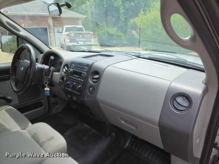 image for item ED2168 2008 Ford F150 pickup truck