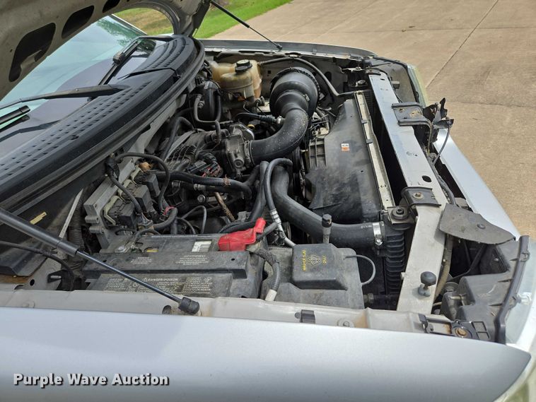 image for item ED2168 2008 Ford F150 pickup truck