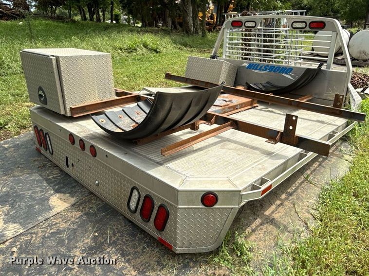 image for item ED4353 Hillsboro  flat bed