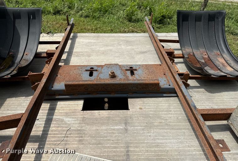 image for item ED4353 Hillsboro  flat bed