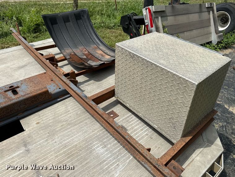 image for item ED4353 Hillsboro  flat bed