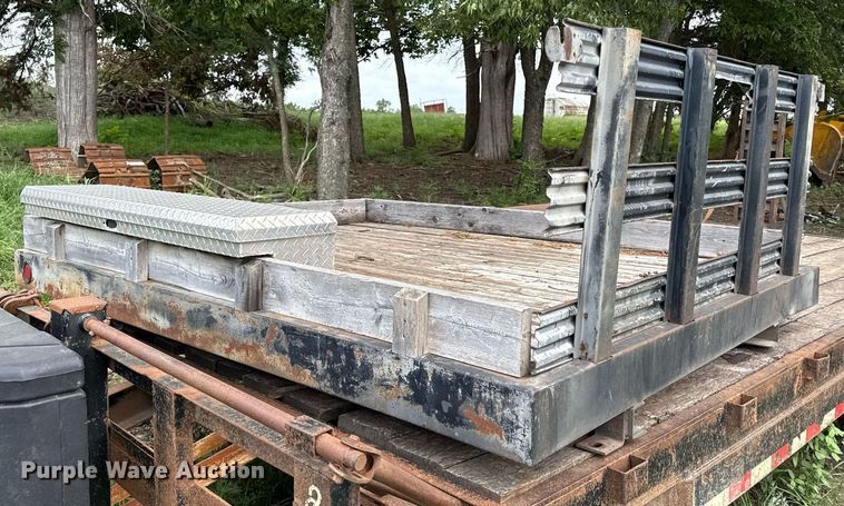 image for item ED4356 (2) flatbeds