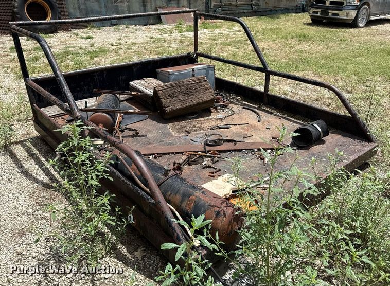 image for item ED4356 (2) flatbeds