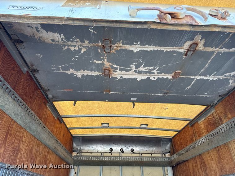 image for item ED4380 2005 Chevrolet Express 3500 box truck