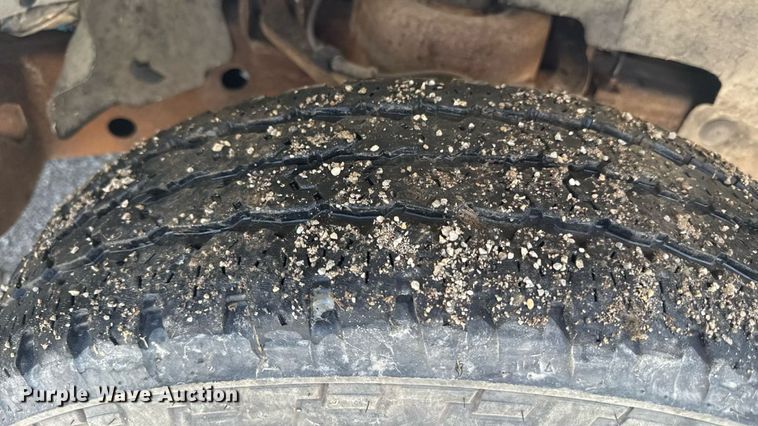 image for item ED4380 2005 Chevrolet Express 3500 box truck