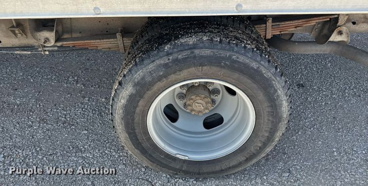 image for item ED4380 2005 Chevrolet Express 3500 box truck