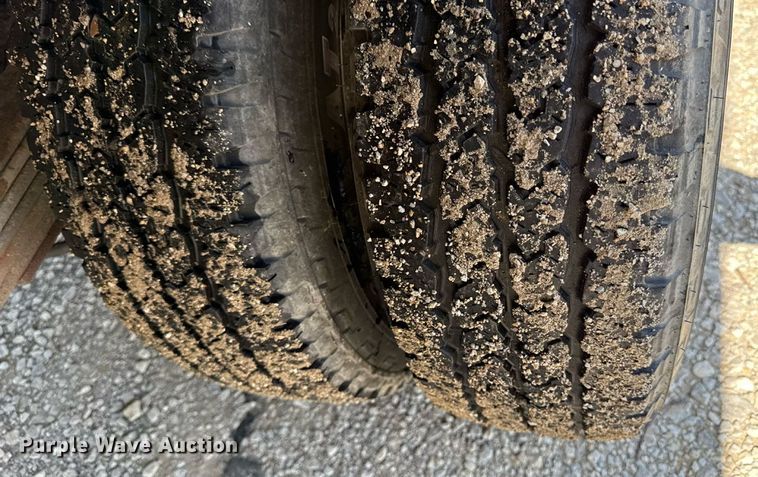 image for item ED4380 2005 Chevrolet Express 3500 box truck