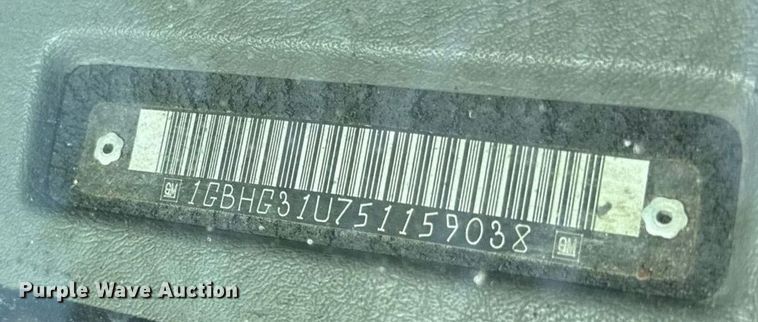 image for item ED4380 2005 Chevrolet Express 3500 box truck