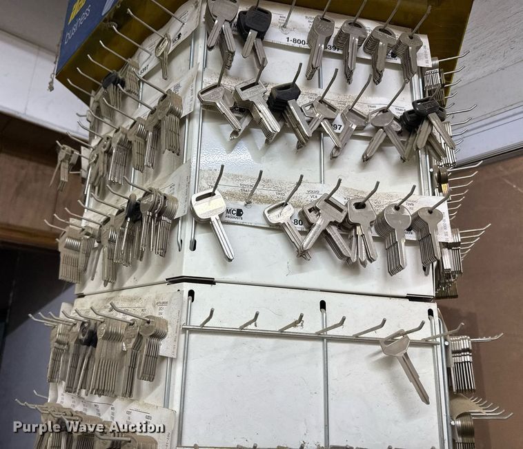 image for item ED4392 Key cutting machine 