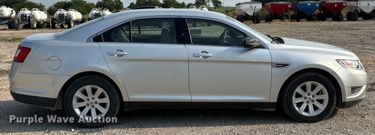 image for item ED4446 2012 Ford Taurus 
