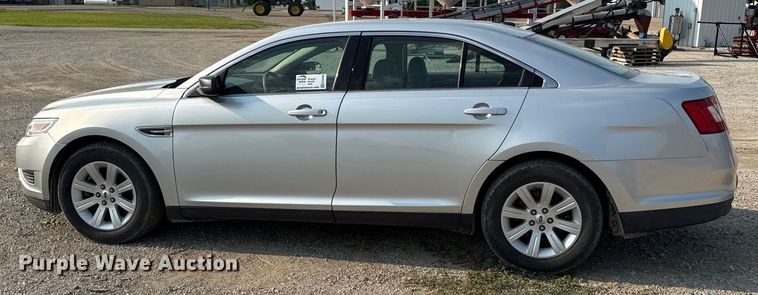 image for item ED4446 2012 Ford Taurus 