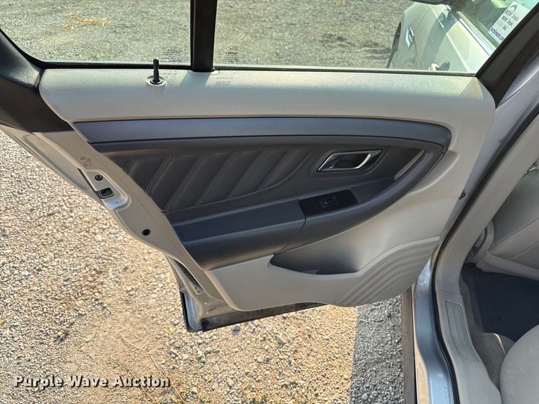 image for item ED4446 2012 Ford Taurus 