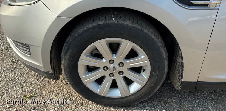 image for item ED4446 2012 Ford Taurus 