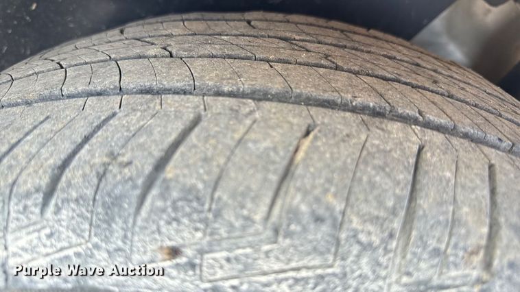 image for item ED4446 2012 Ford Taurus 