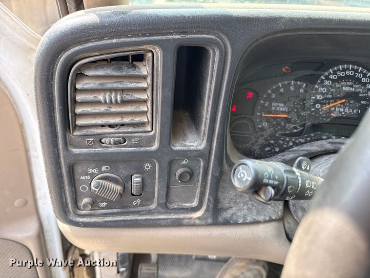 image for item ED4448 2007 Chevrolet Silverado 1500 Ext. Cab pickup truck