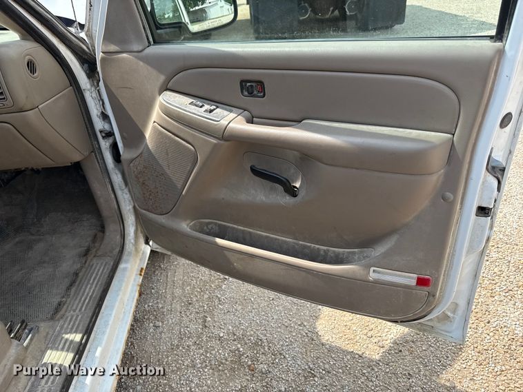 image for item ED4448 2007 Chevrolet Silverado 1500 Ext. Cab pickup truck