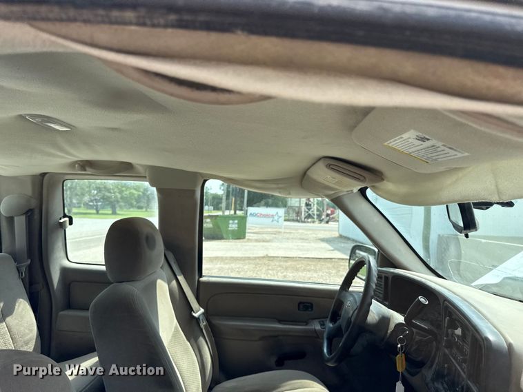 image for item ED4448 2007 Chevrolet Silverado 1500 Ext. Cab pickup truck