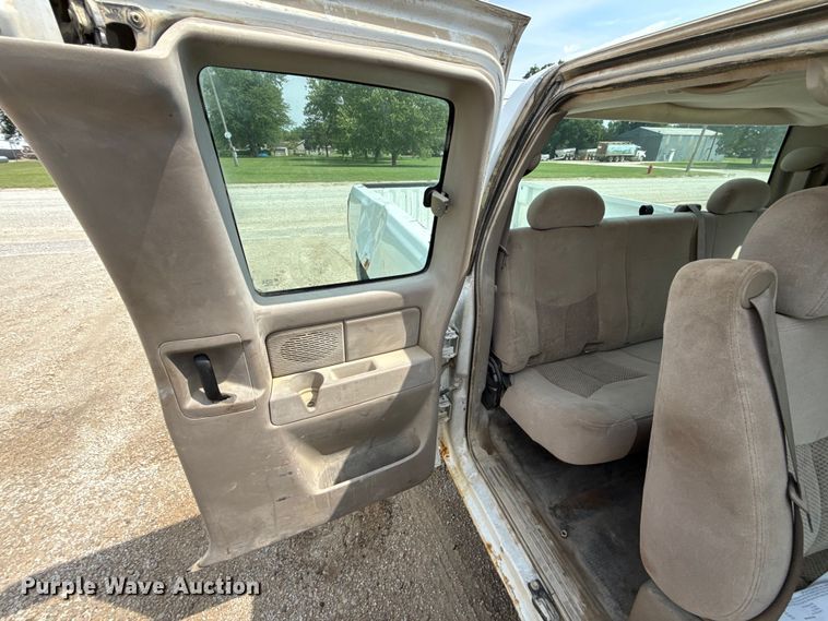 image for item ED4448 2007 Chevrolet Silverado 1500 Ext. Cab pickup truck