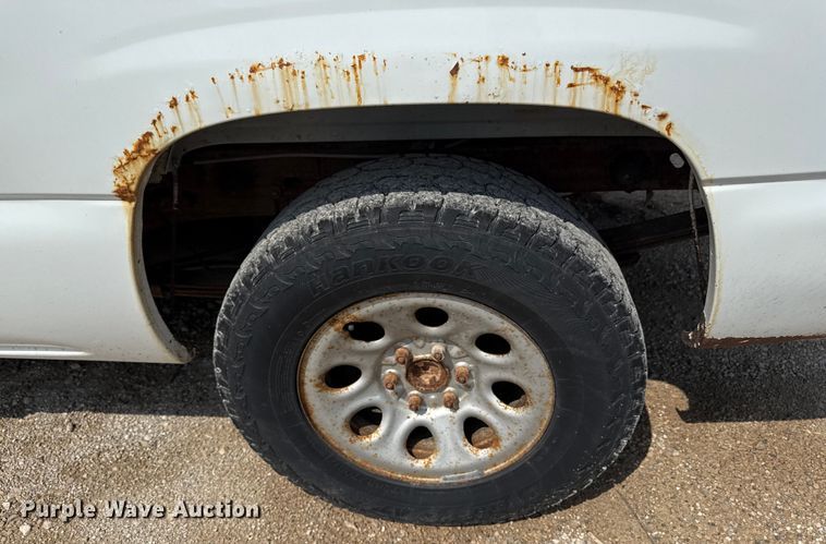 image for item ED4448 2007 Chevrolet Silverado 1500 Ext. Cab pickup truck