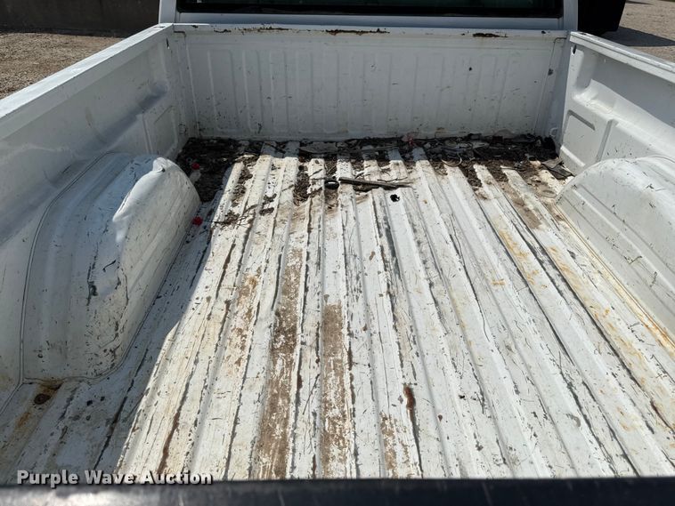 image for item ED4450 2002 Chevrolet Silverado Ext. Cab pickup truck